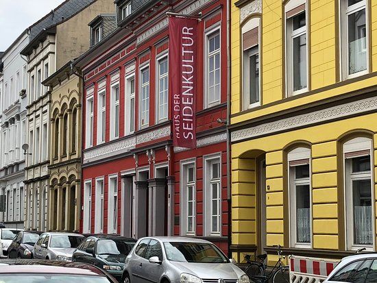 Haus der Seidenkultur